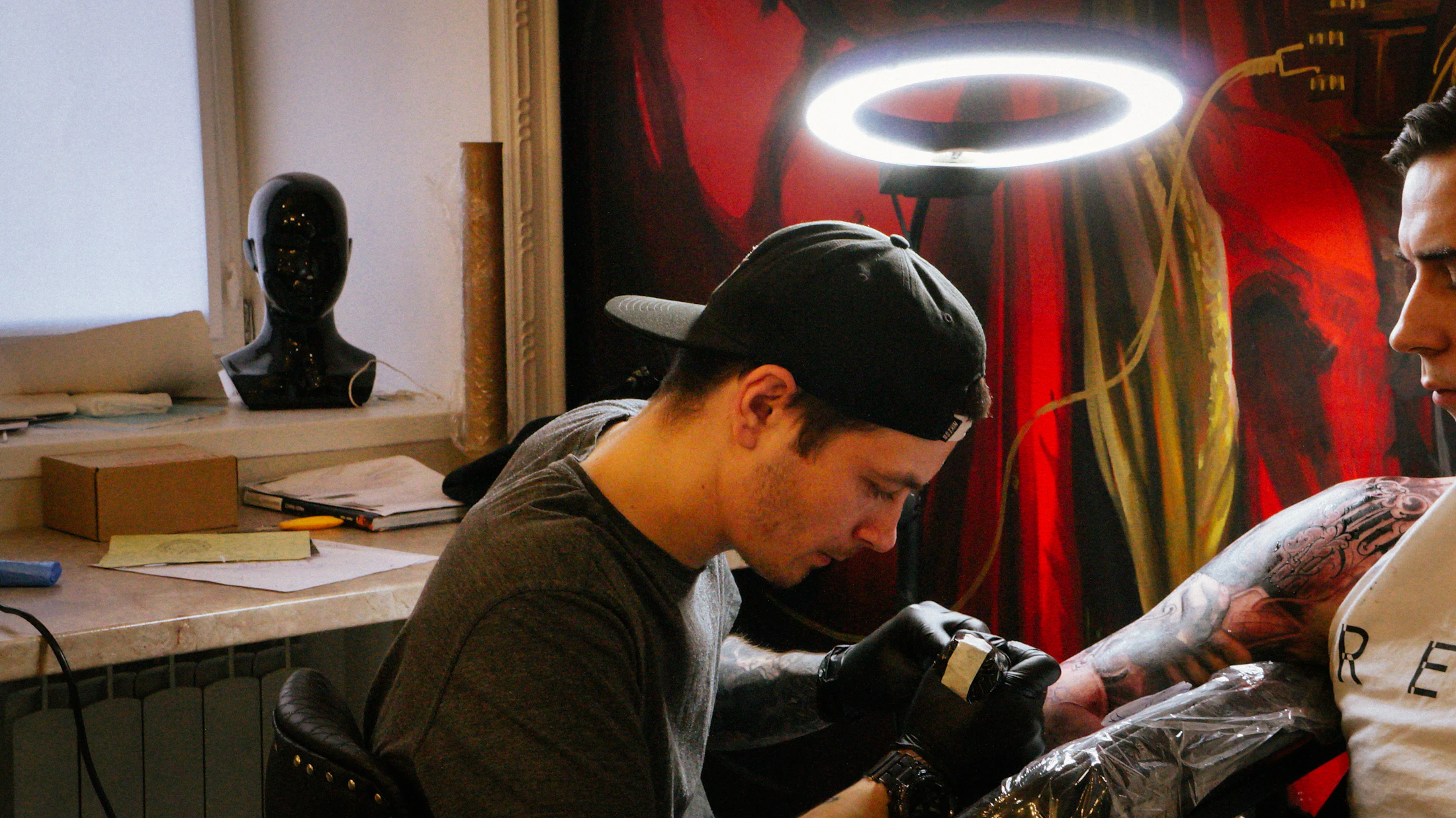 Tattoo-Session im Studio